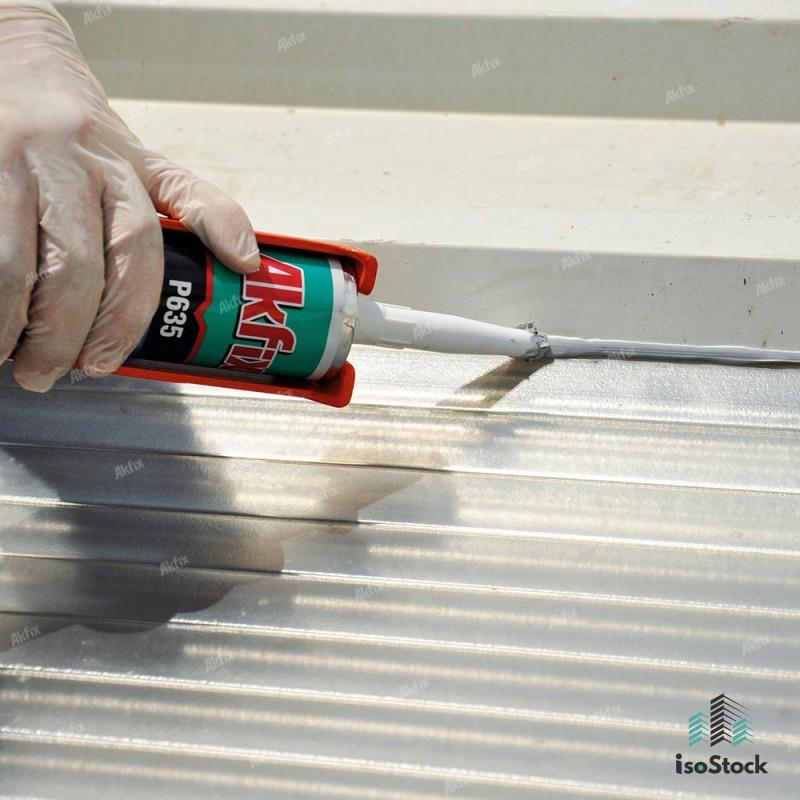 Akfix P635 Silicon etanșant poliuretanic pentru construcții ALB, 310 ml