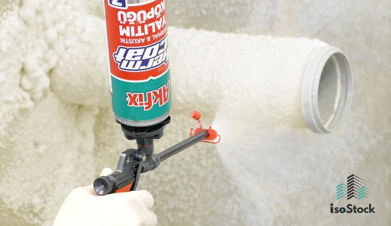 Akfix Thermcoat Spumă poliuretanică termo-fonoizolantă, aplicare cu pistol, 850 ml