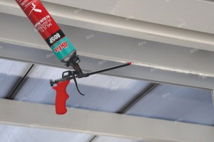 Akfix 805P Spuma poliuretanică multifuncțională, aplicare cu pistol, 750 ml