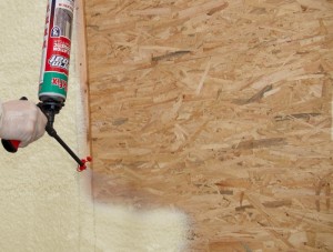 Akfix Thermcoat Spumă poliuretanică termo-fonoizolantă, aplicare cu pistol, 850 ml